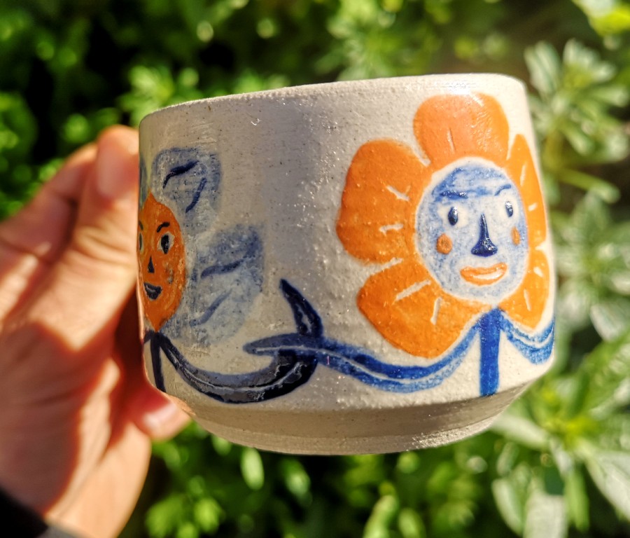 FRIENDLY FLOWERS cup